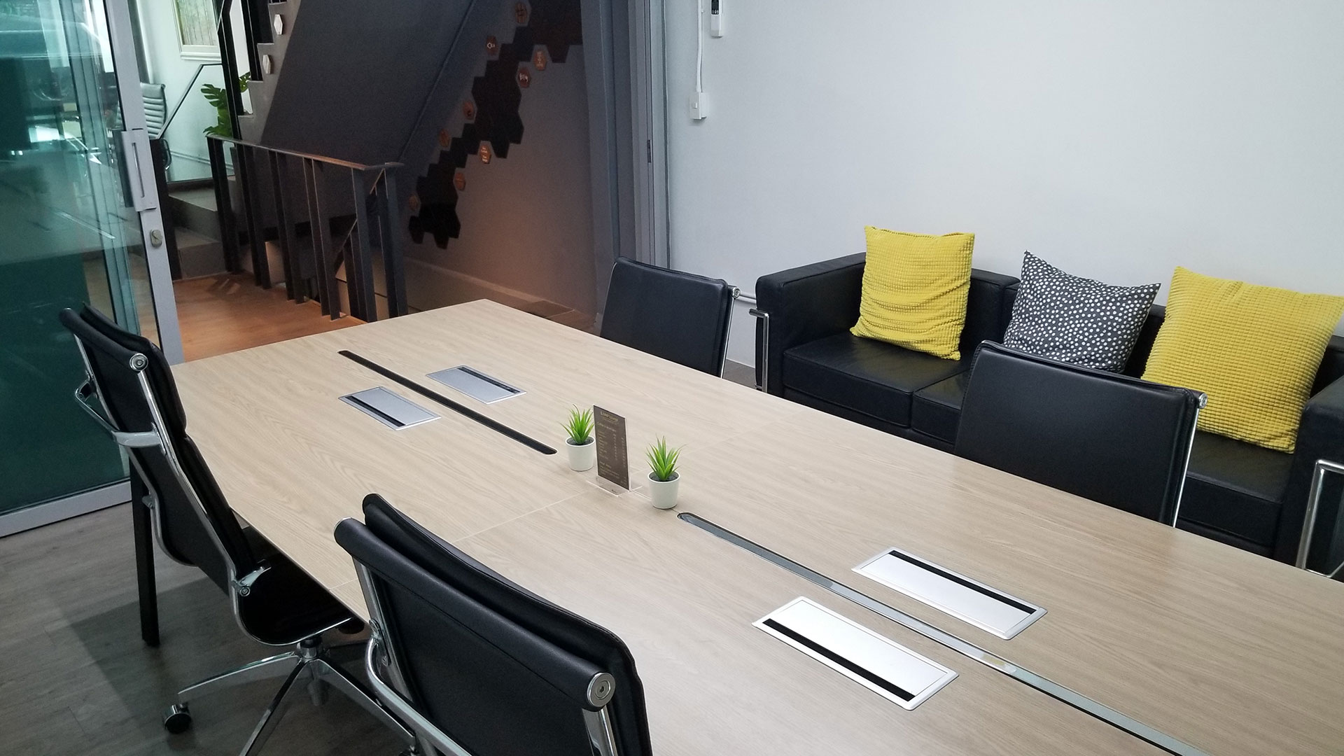small-meeting-room6